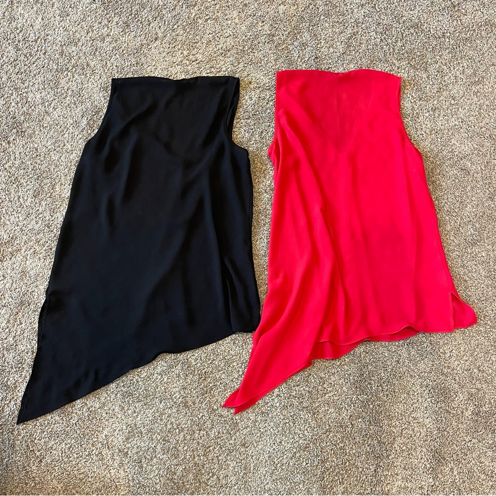Set of 2 asymmetrical tunic flowy tops with front ruffle and side slits, v-neck - Picture 3 of 6